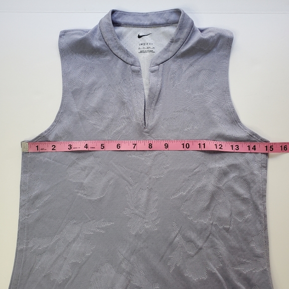 Nike - Picture 8 of 10